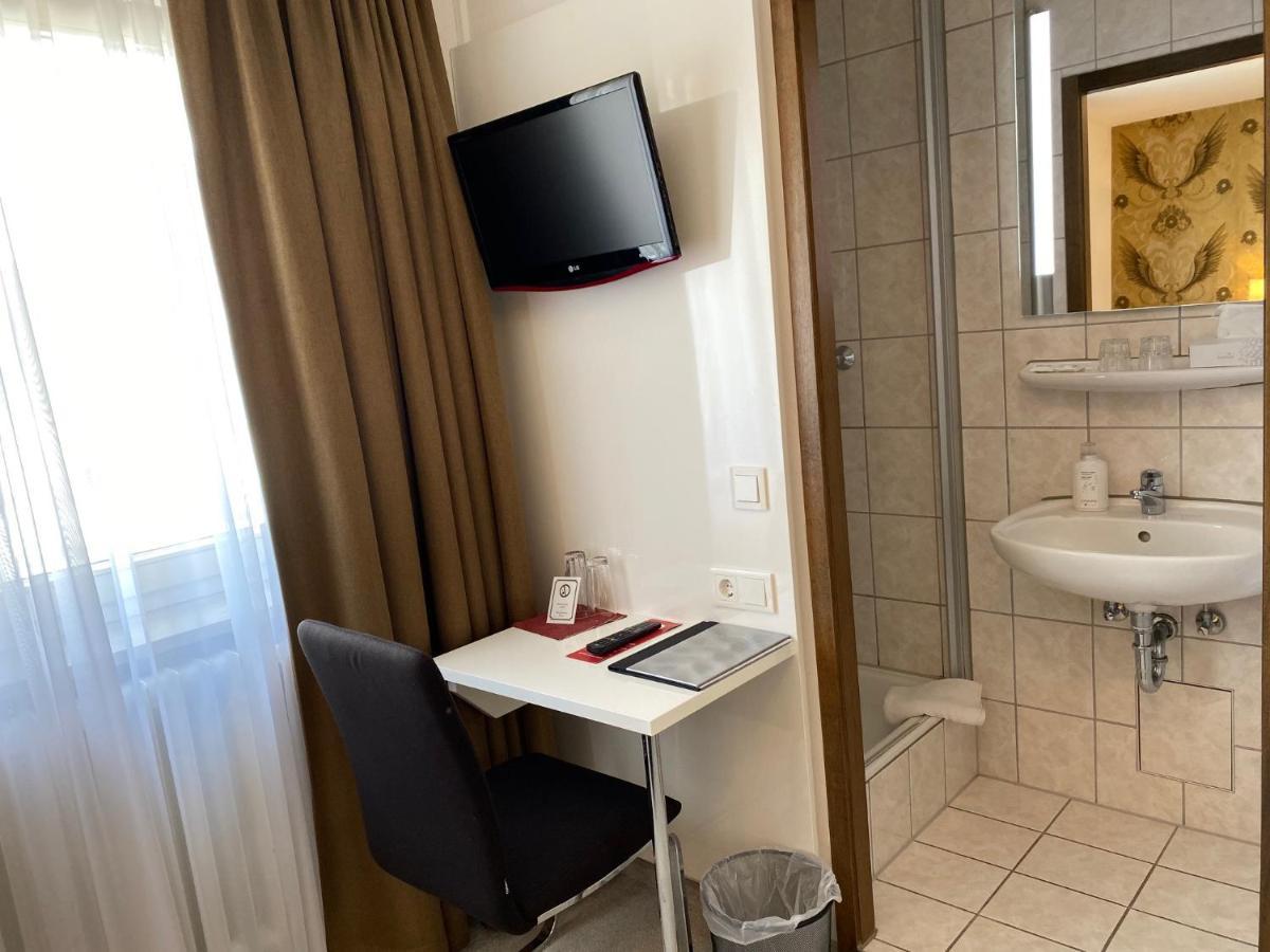 Hotel Hellers Twenty Four II -24H-Check-In- FDH Eksteriør bilde