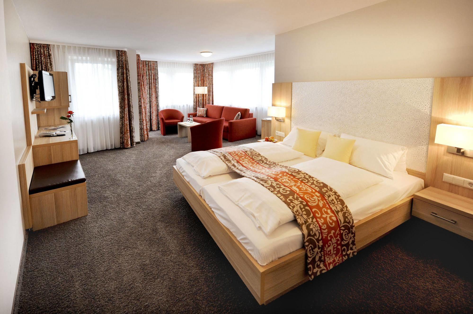 Hotel Hellers Twenty Four II -24H-Check-In- FDH Eksteriør bilde